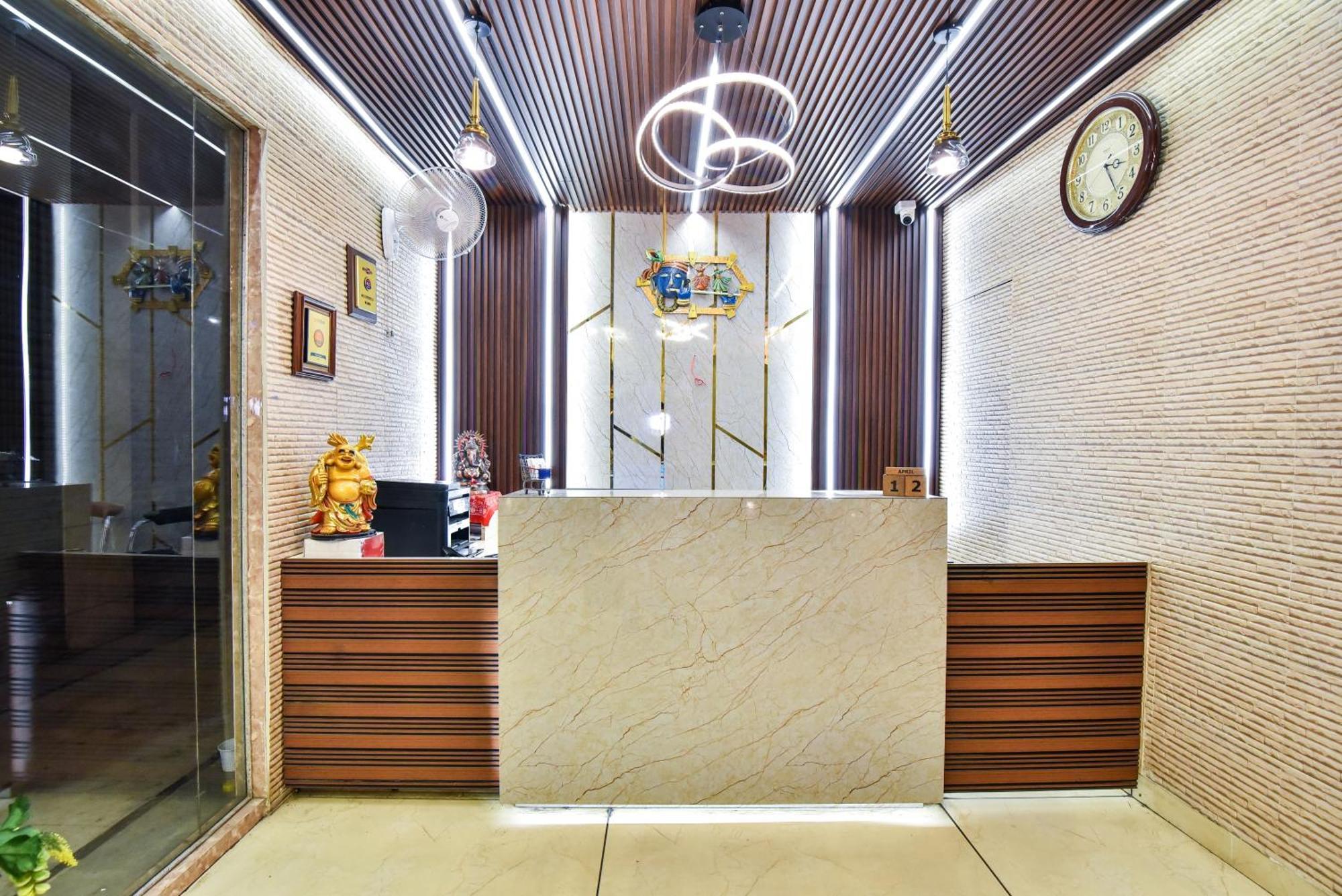 Pinaz Royale Hotel Amritsar Exterior foto